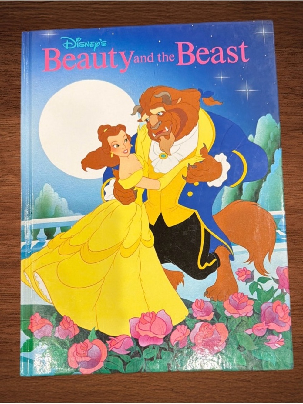 DISNEY THE BEAUTY AND THE BEAST 1991 COLLECTIBLE HARDCOVER  KIDS BOOK.